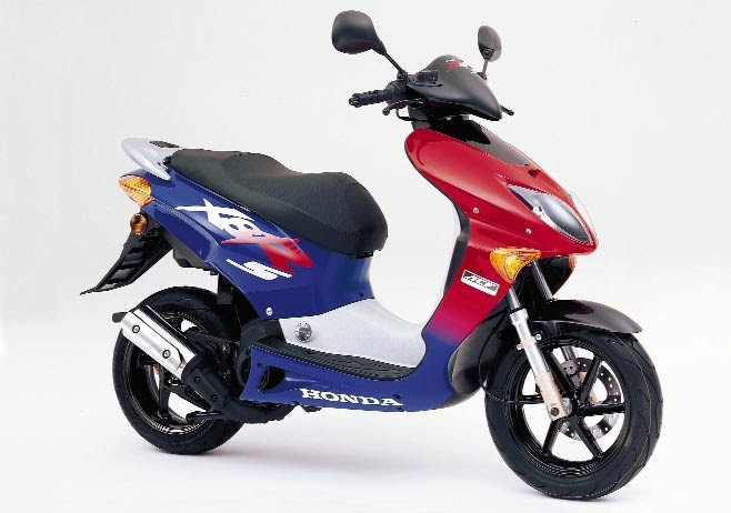 Honda X8R