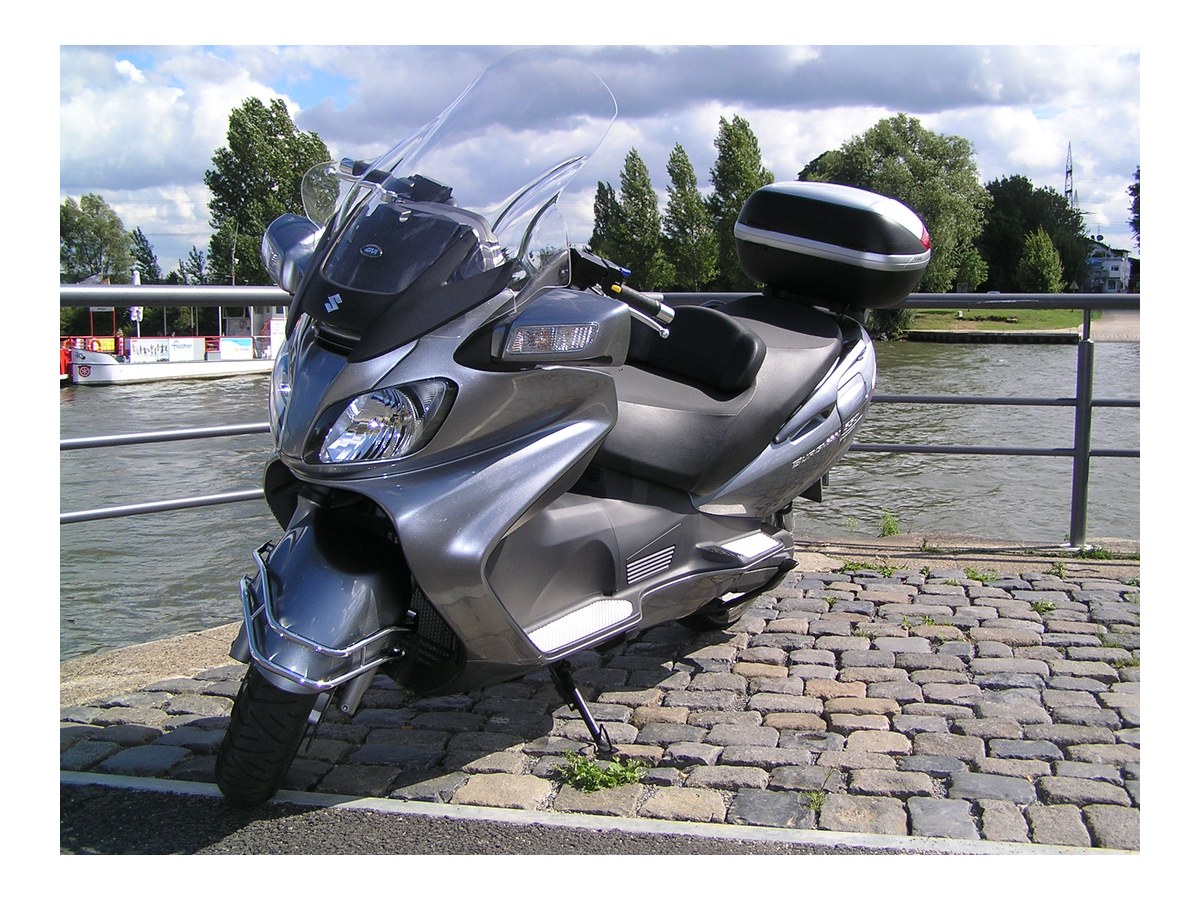 Suzuki Burgman 125
