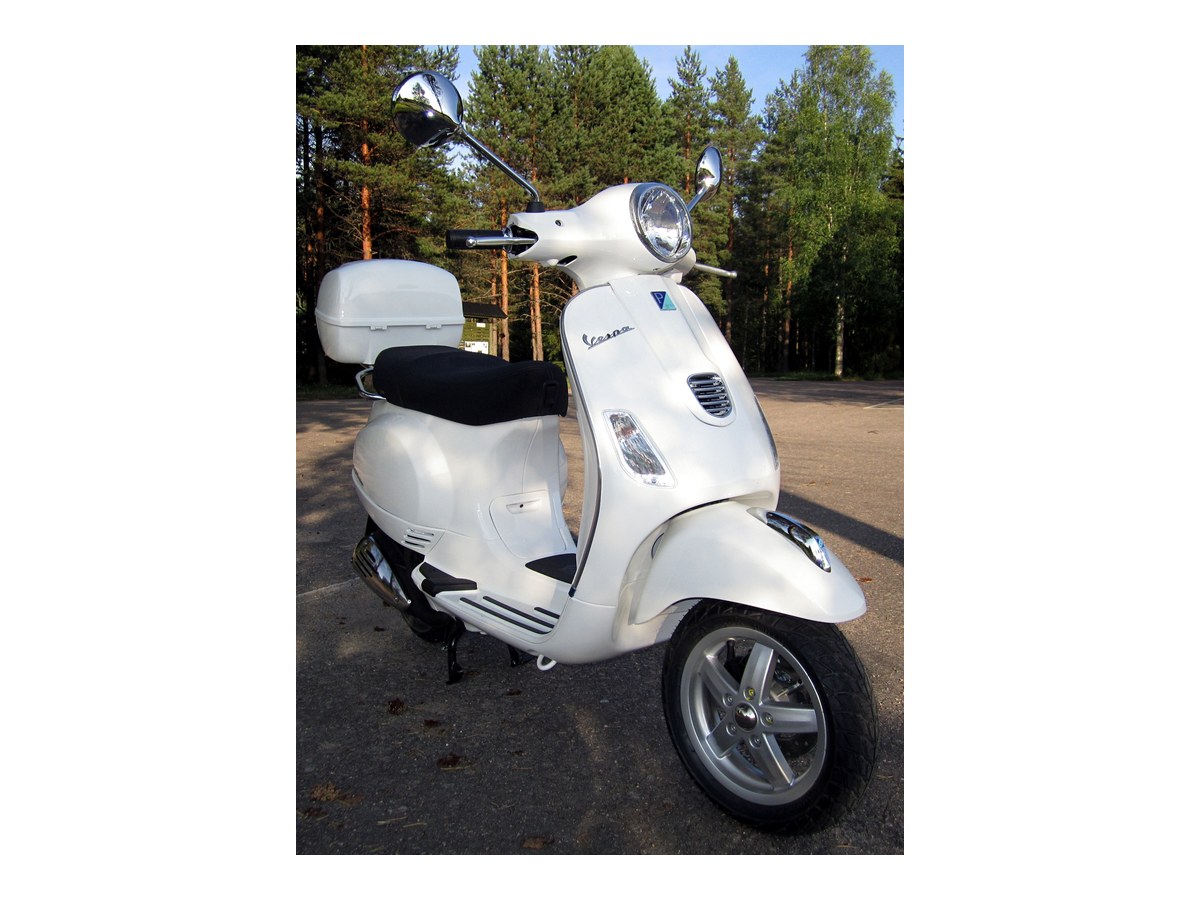 Vespa LX 125
