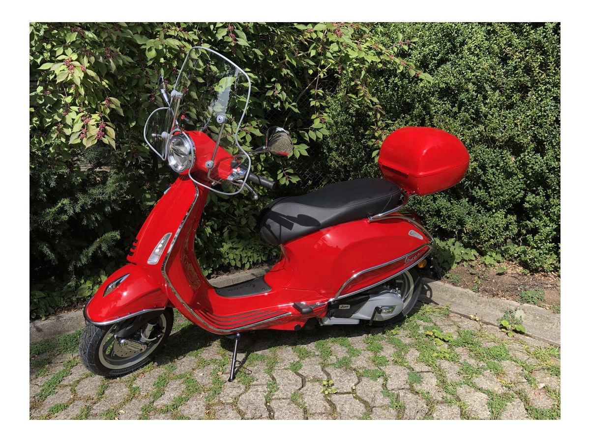 Vespa Primavera 125