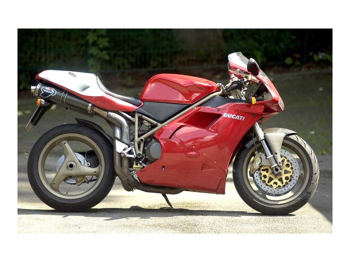 Ducati 916
