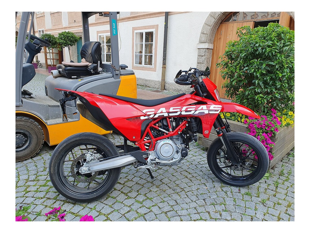 GasGas SM 700