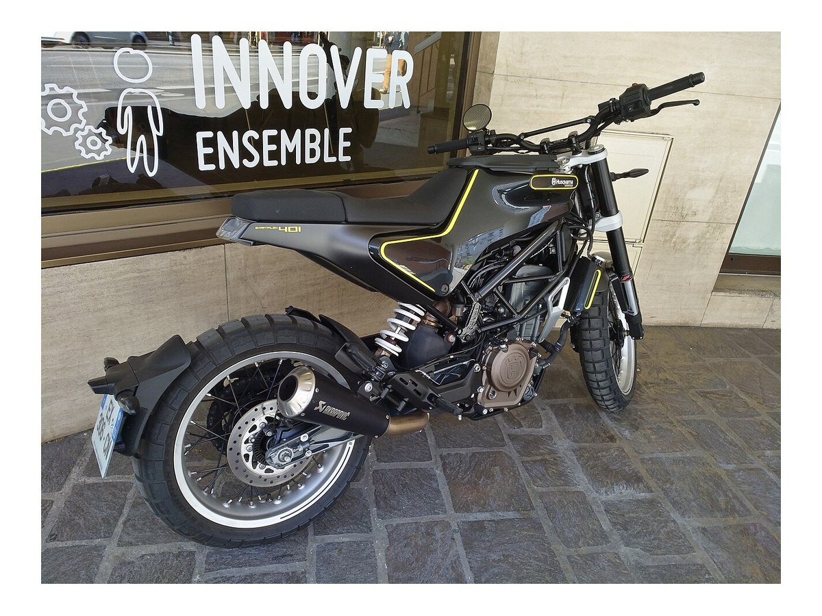 Husqvarna Svartpilen 401