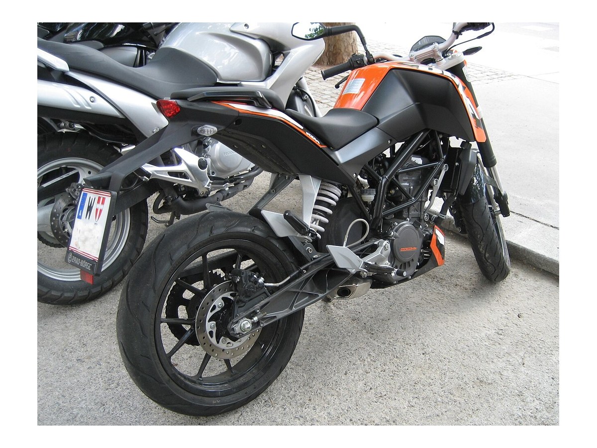 KTM Duke 125