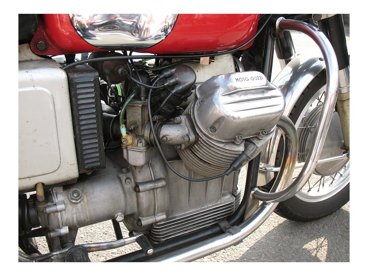 Moto Guzzi Audace