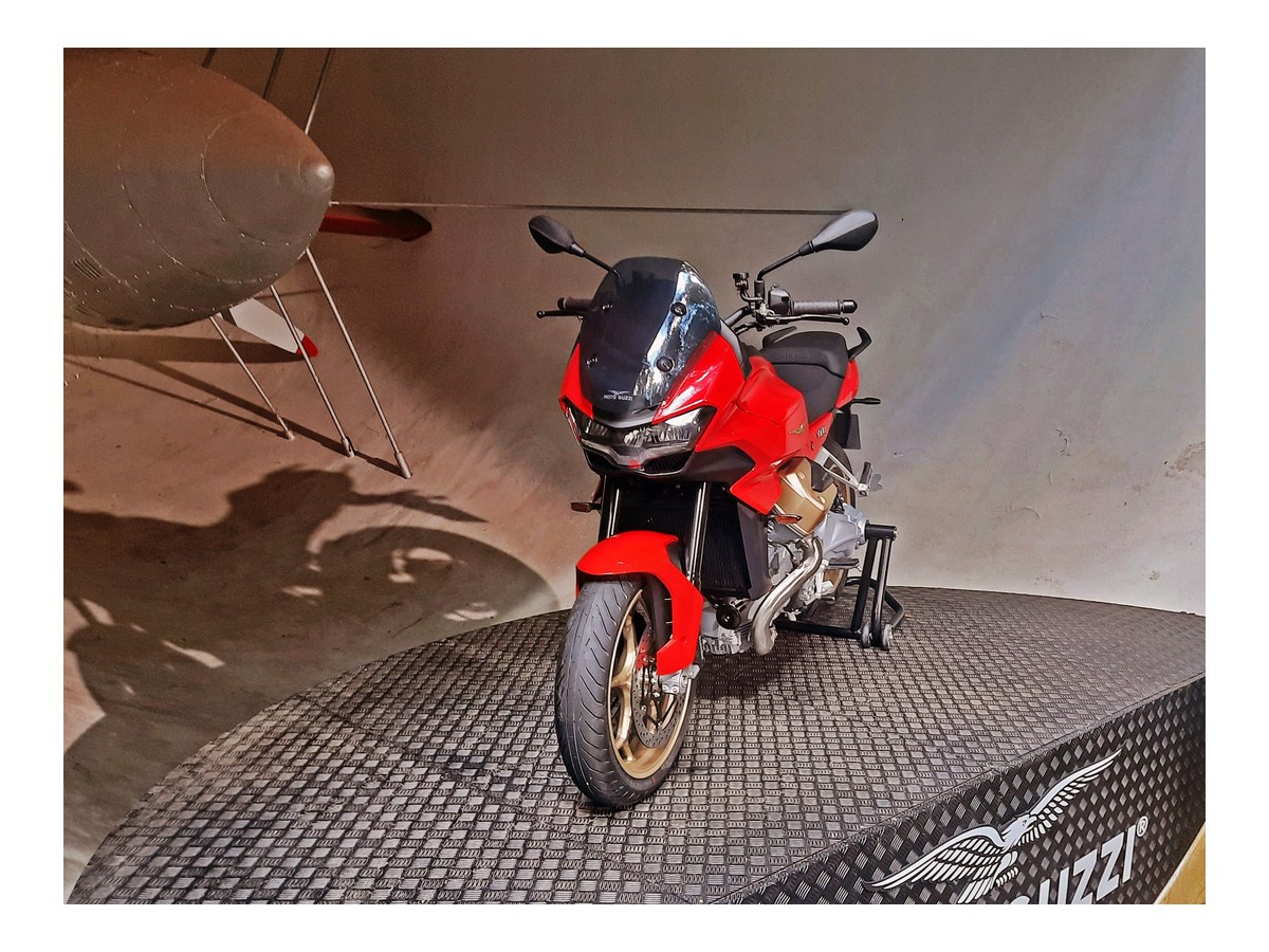 Moto Guzzi V100 Mandello