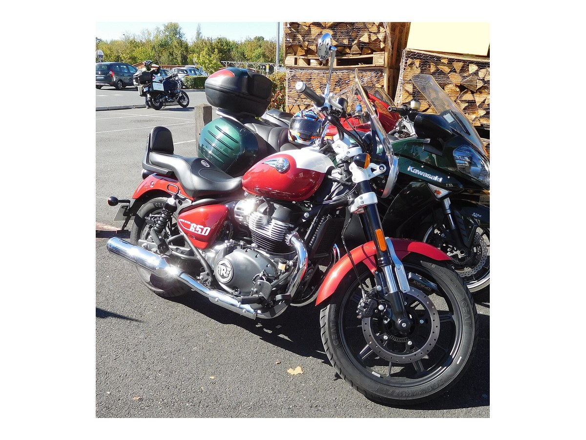 Royal Enfield Super Meteor 650
